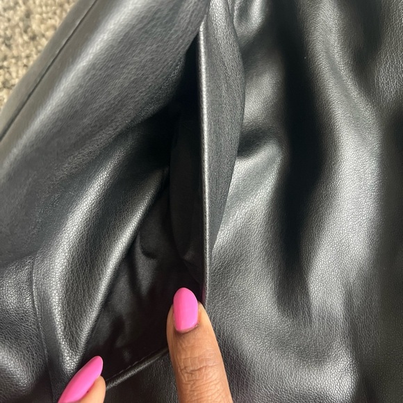 Zara Faux Leather Black No Zip/tie Pull-up Joggers With Side Pockets In Size S - Picture 4 of 8